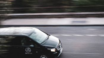 Comfortabel en stijlvol naar evenementen: de opkomst van het Maybach busje