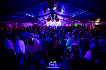 Feesttent Kermis Baarlo