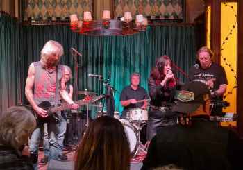 Rini's Blueskitchen in de Waag Doesburg