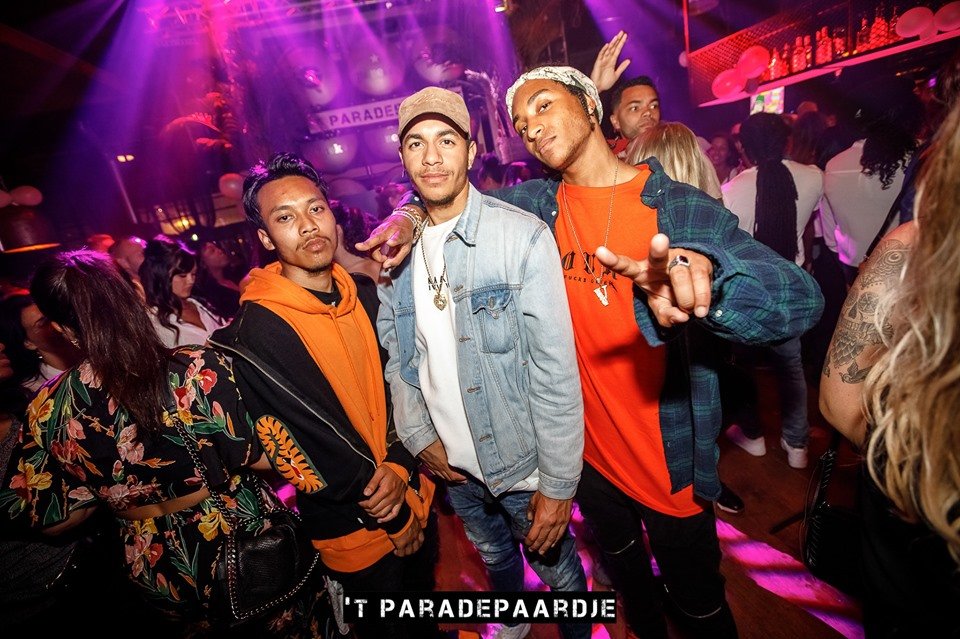 Paradepaardje:Hiphop R&B