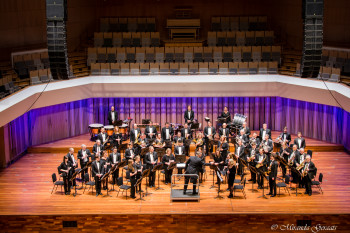 Oost West, Muziek in Best!