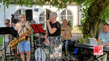Grand Muziekcafe Heythuysen met Rogus Jazz Combo