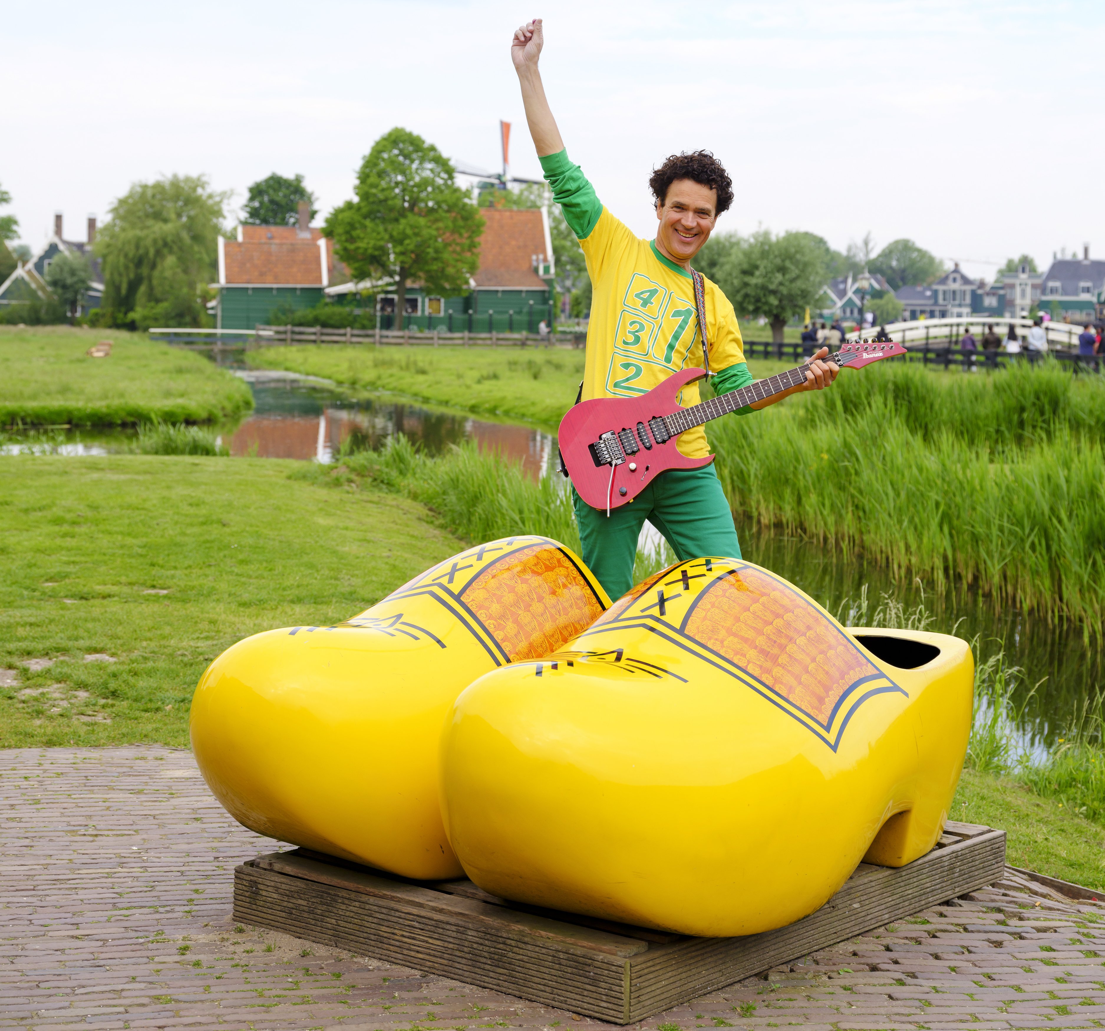 Dirk Scheele In Holland Staat Een Huis