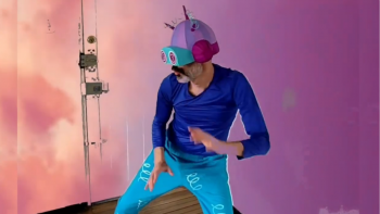 Mau Gatiyo & Dada Phone