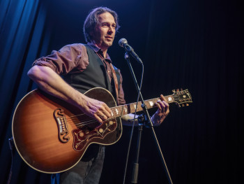 Cabaret @De Kappen: Roel C. Verburg in Haaksbergen