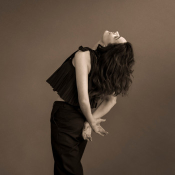 Zangeres Lilian Hak met RESET