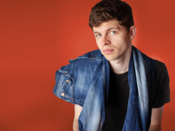 Droogkomisch cabaret met Thjum Arts