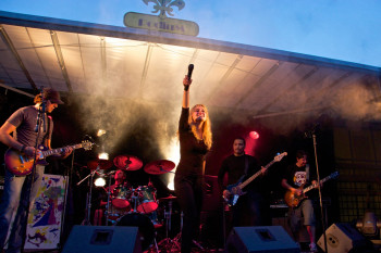 Lievense Live: Mama's Liquor