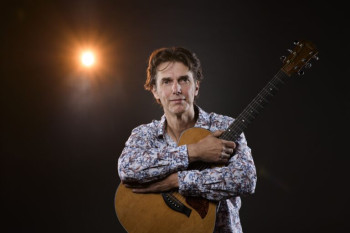 “Peter zingt Boudewijn” door Peter de Jong