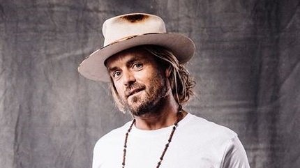 Xavier Rudd + Tay Oskee