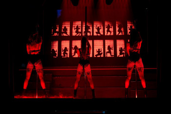 A Burlesque Dinnershow: Velvet Nights