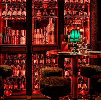 Bar Nola