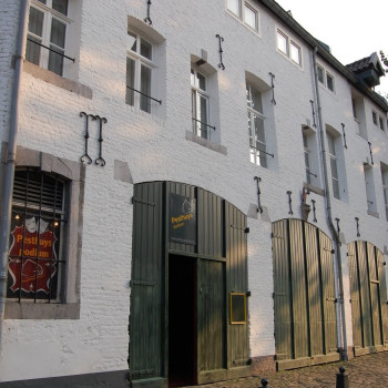 Theater Pesthuys Podium