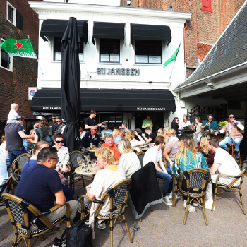 Bij Janssen Café
